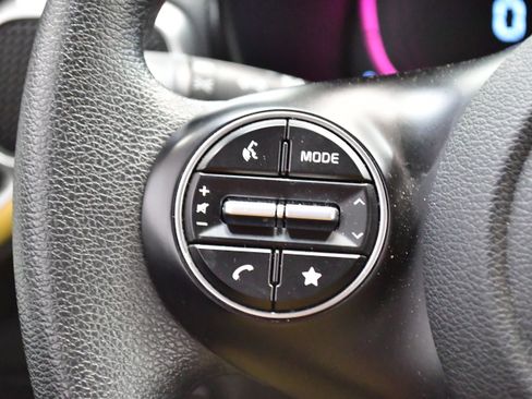 Used 2025 Kia Soul LX w/ LX Technology Package image 21