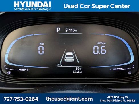 Certified 2023 Hyundai Venue Limited w/ Cargo Package image 28