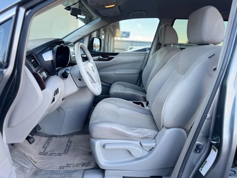Used 2015 Nissan Quest S image 18