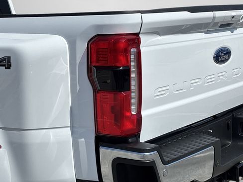 Certified 2025 Ford F450 Lariat image 7