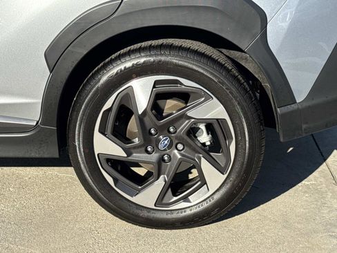 Certified 2025 Subaru Crosstrek 2.5i Limited w/ Crosstrek Mirror Package image 10