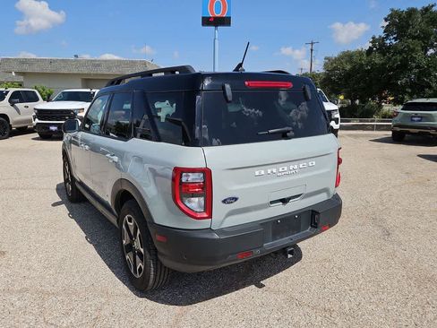 Used 2022 Ford Bronco Sport Outer Banks w/ Tech Package AWD/4WD image 6