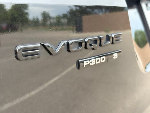 Used 2020 Land Rover Range Rover Evoque R-Dynamic S AWD/4WD image 28