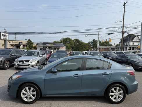 Used 2010 MAZDA MAZDA3 i Touring FWD image 5