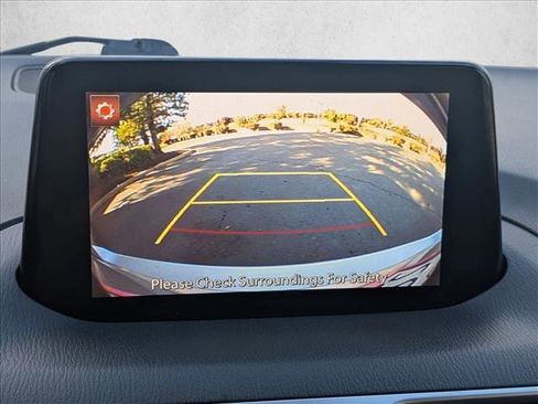 Used 2018 MAZDA MAZDA3 Touring image 15