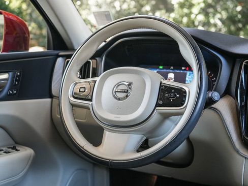 Used 2023 Volvo XC60 B5 Plus w/ Climate Package AWD/4WD image 14