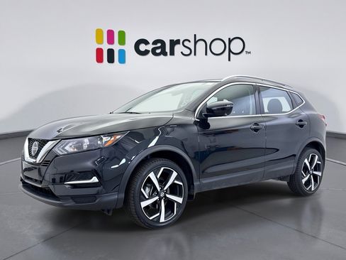 Used 2022 Nissan Rogue Sport SL AWD/4WD image 1