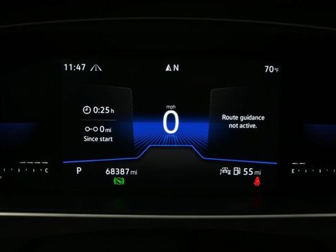 Used 2022 Volkswagen Tiguan SE image 12