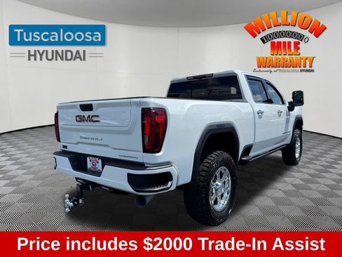 Used 2023 GMC Sierra 2500 Denali w/ Denali Ultimate Package AWD/4WD image 3