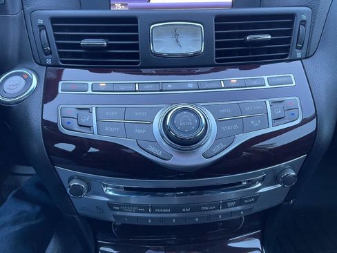 Used 2011 INFINITI M37 x w/ Premium Pkg image 24