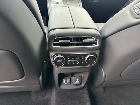 Used 2024 Genesis GV80 3.5T w/ Prestige Package image 19