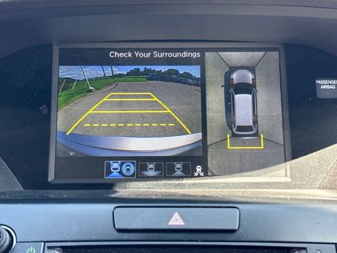 Used 2017 Acura MDX SH-AWD w/ Advance Package image 29
