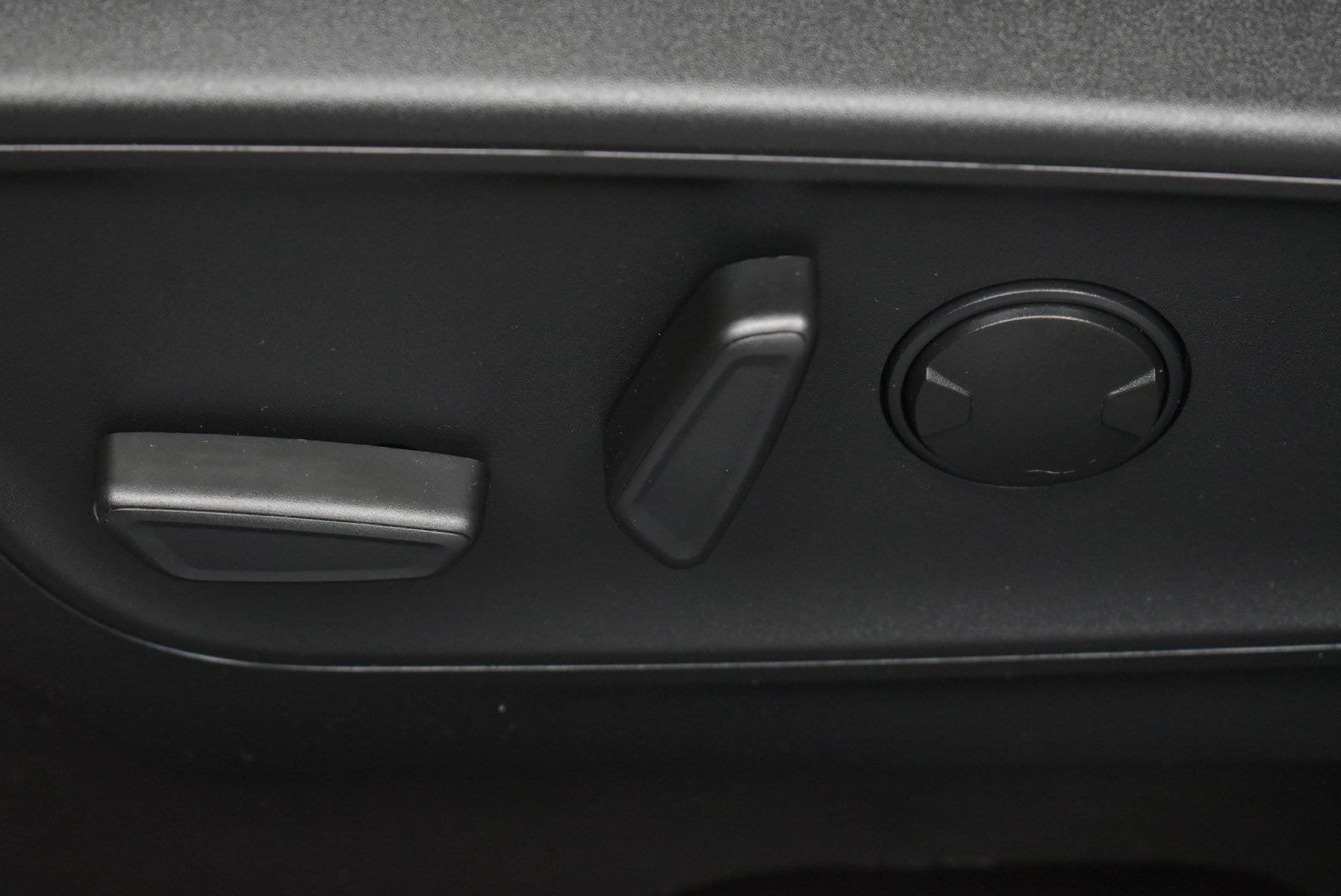 Used 2023 Ford Escape Active w/ Tech Pack #2 FWD image 14