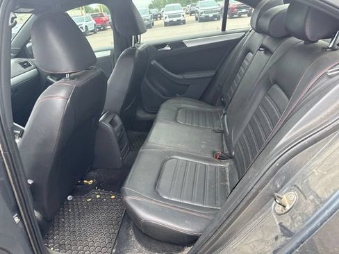 Used 2013 Volkswagen Jetta GLI FWD image 23