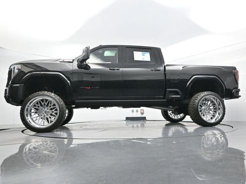 Used 2025 GMC Sierra 2500 AT4 w/ AT4 Premium Plus Package AWD/4WD image 50