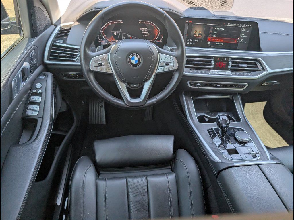 Used 2022 BMW X7 xDrive40i w/ Cold Weather Package AWD/4WD image 10