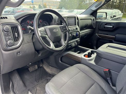 Used 2019 Chevrolet Silverado 1500 RST image 10