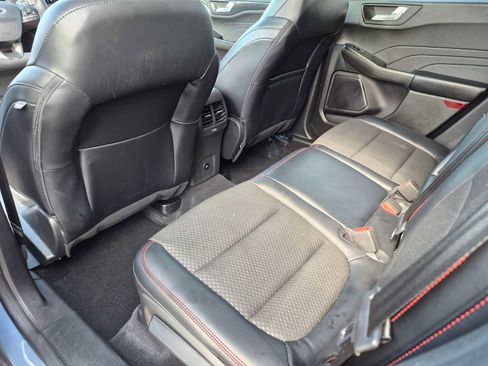 Used 2023 Ford Escape ST-Line w/ Tech Pack #1 AWD/4WD image 19