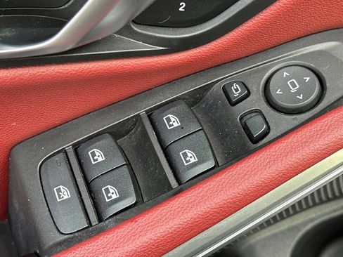 Used 2023 BMW 330e w/ Convenience Package image 15