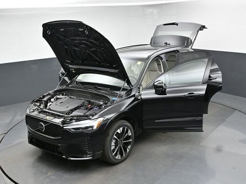New 2026 Volvo XC60 B5 Ultra w/ Protection Package Premier AWD/4WD image 48