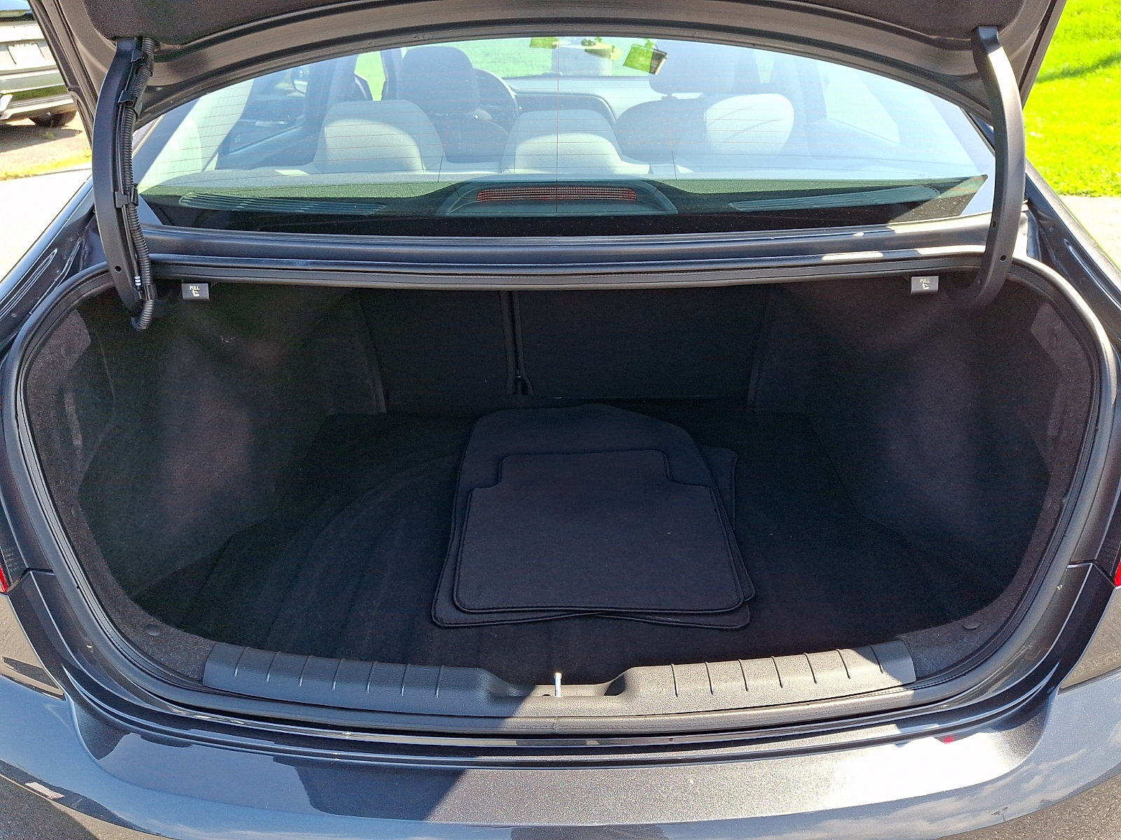 Used 2020 Hyundai Elantra SE FWD image 27