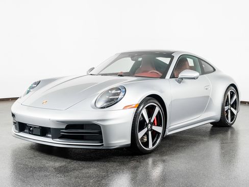 Used 2025 Porsche 911 Carrera S w/ Premium Package image 24