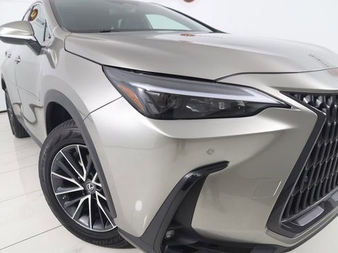 Used 2022 Lexus NX 350h AWD image 16