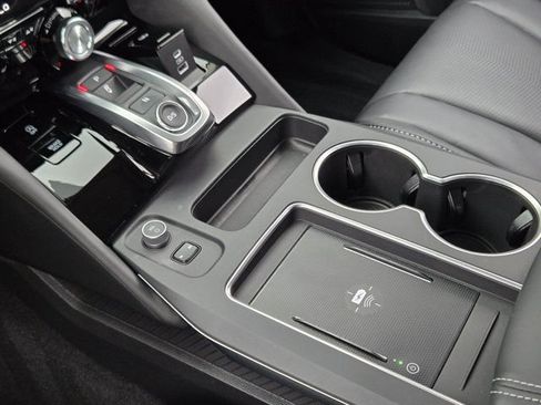 Certified 2026 Acura MDX w/ Technology Package FWD image 20