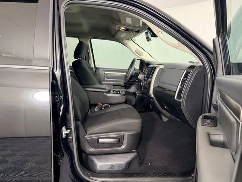 Used 2019 RAM 1500 Classic Warlock w/ Electronics Group image 34