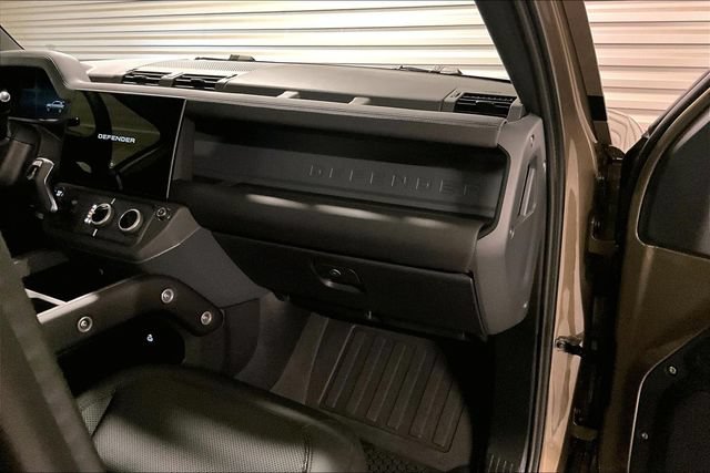 Certified 2026 Land Rover Defender 110 S AWD/4WD image 25
