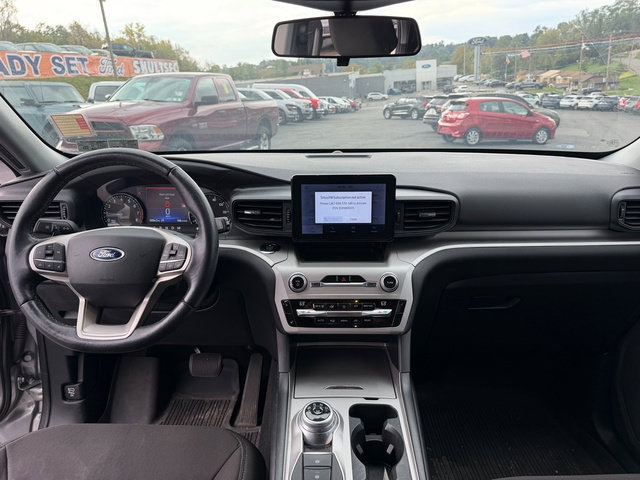 Used 2020 Ford Explorer XLT w/ Comfort Package AWD/4WD image 13