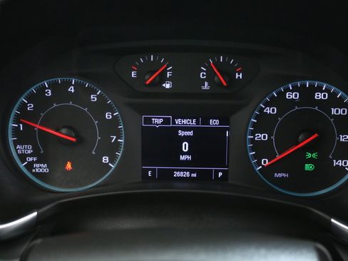 Certified 2023 Chevrolet Equinox LS w/ Midnight Edition AWD/4WD image 17