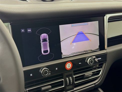 New 2026 Porsche Macan S image 22