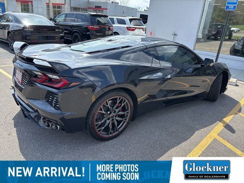 Used 2023 Chevrolet Corvette Stingray Premium Cpe w/ Z51 Performance Package image 4
