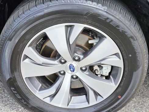 Used 2025 Subaru Ascent Premium AWD/4WD image 10