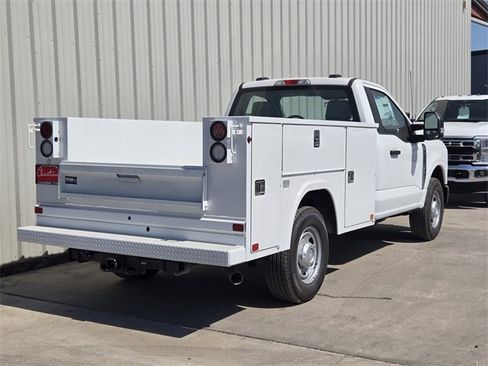 New 2025 Ford F250 XL w/ XL Driver Assist Package image 7