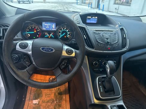 Used 2014 Ford Escape SE image 19