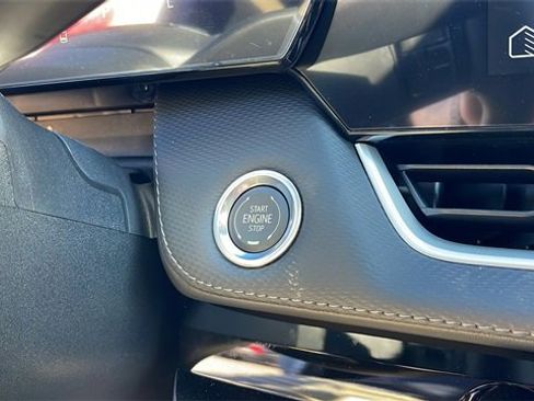 New 2026 Chevrolet Equinox LT w/ Convenience Package II image 19