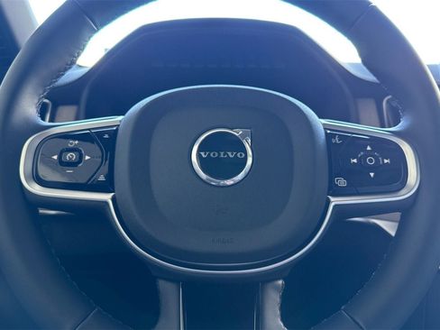 New 2026 Volvo XC90 B6 Plus w/ Protection Package Premier AWD/4WD image 23