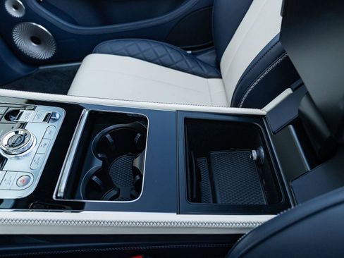 Used 2022 Bentley Continental GT image 48