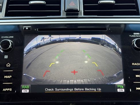 Used 2018 Subaru Outback 2.5i Limited image 30