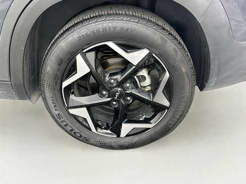 Used 2025 Kia Seltos S image 11