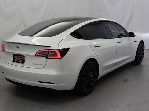 Used 2021 Tesla Model 3 Performance image 9