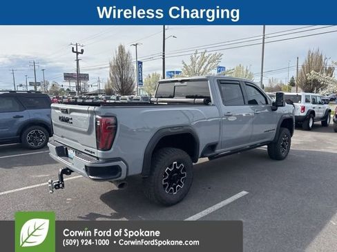 Used 2024 GMC Sierra 2500 AT4X image 7