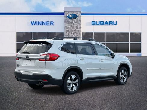 Used 2025 Subaru Ascent Premium image 4