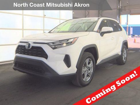Used 2024 Toyota RAV4 XLE image 1