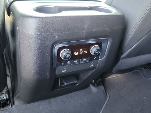 Used 2022 Chevrolet Tahoe Premier image 21