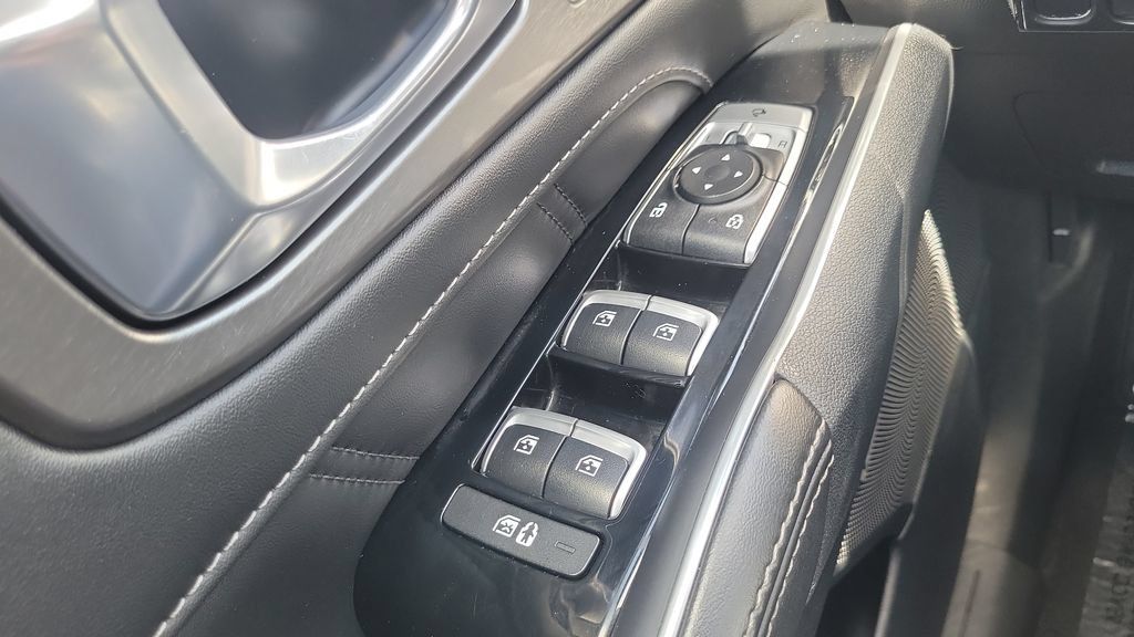 Used 2023 Kia Sorento SX AWD/4WD image 19