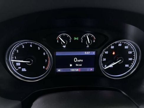 Used 2021 Buick Enclave Essence FWD image 12