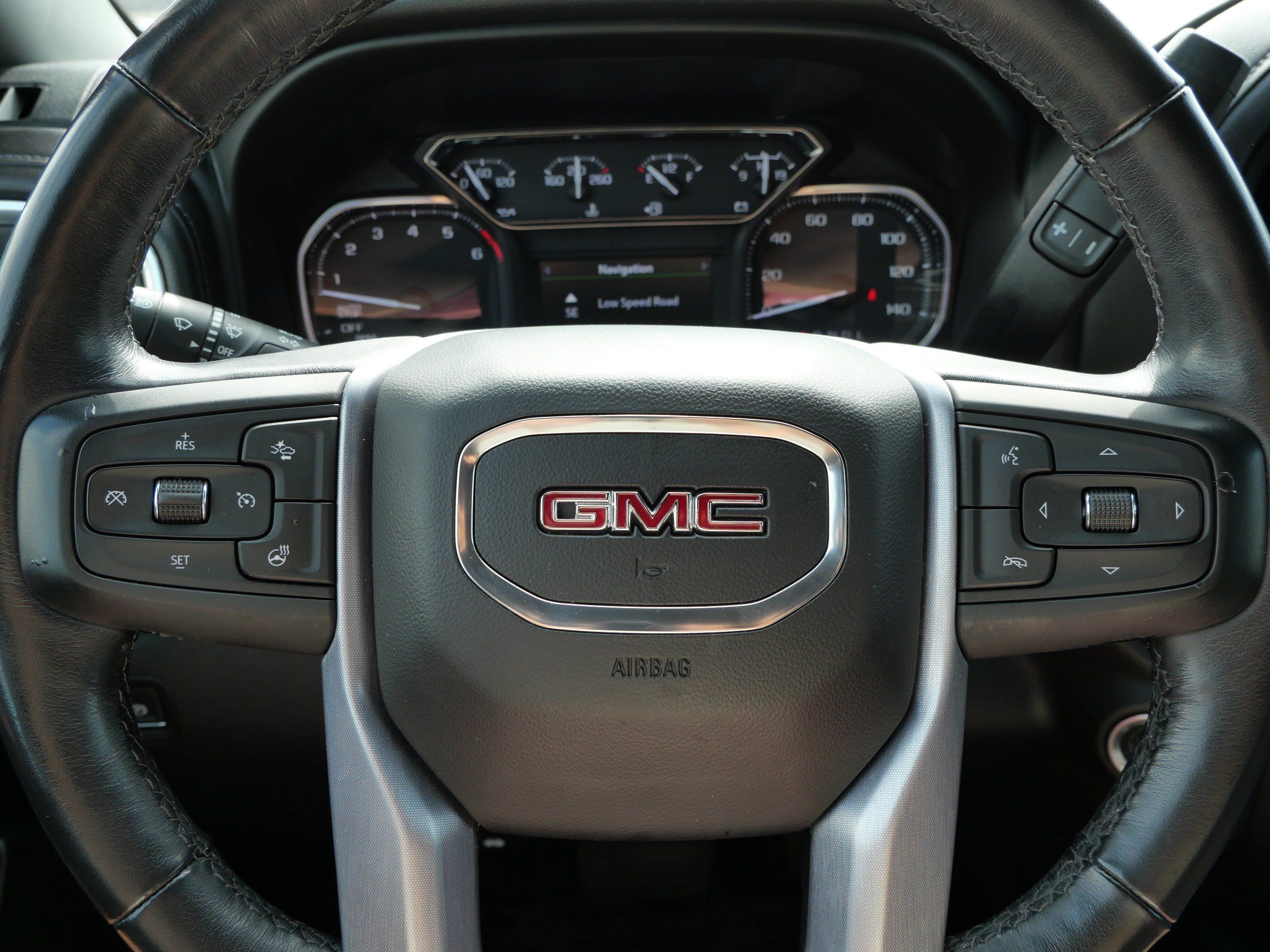 Used 2020 GMC Sierra 1500 SLT w/ SLT Premium Plus Package AWD/4WD image 25